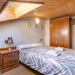 The Maisonette Sierra Nevada מונאצ'יל