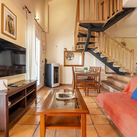 The Maisonette Sierra Nevada מונאצ'יל
