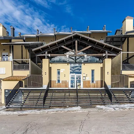 The Maisonette Sierra Nevada 아파트 *